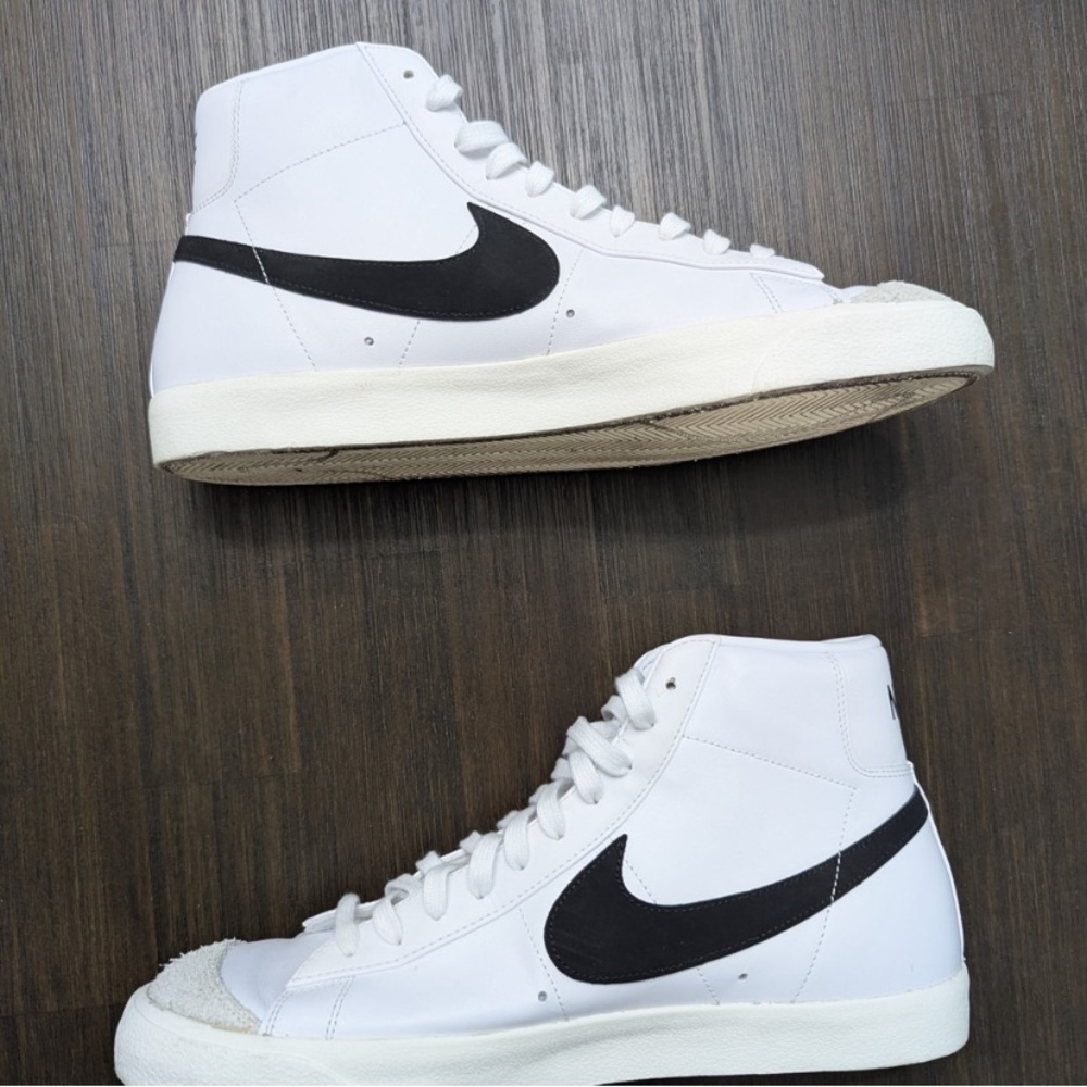 Nike Blazer Mid 77